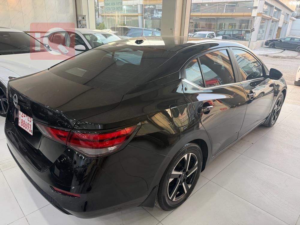 نیسان سێنترا